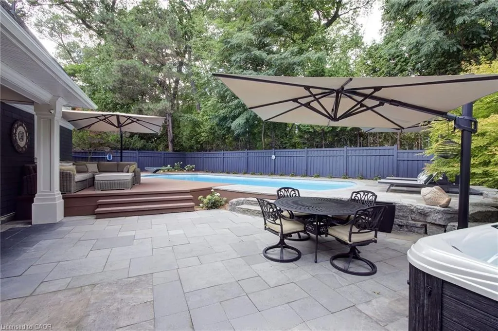 1543 Point-O-Woods Road