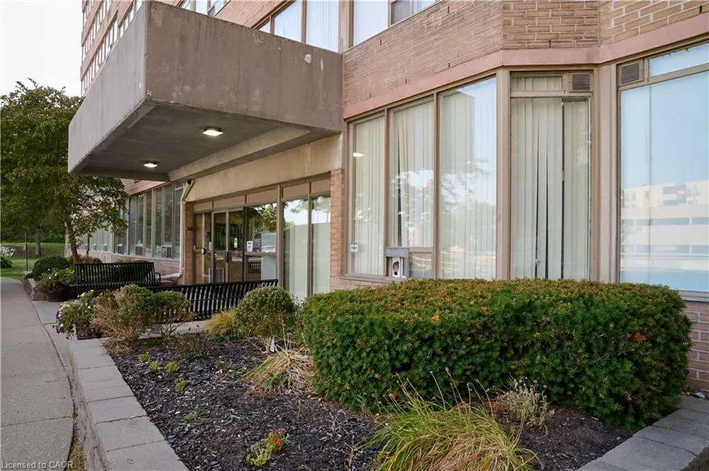 3227 King Street, #909