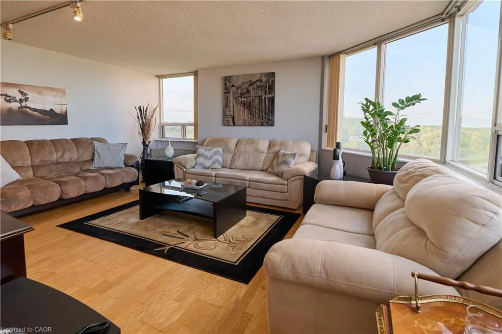 3227 King Street, #909