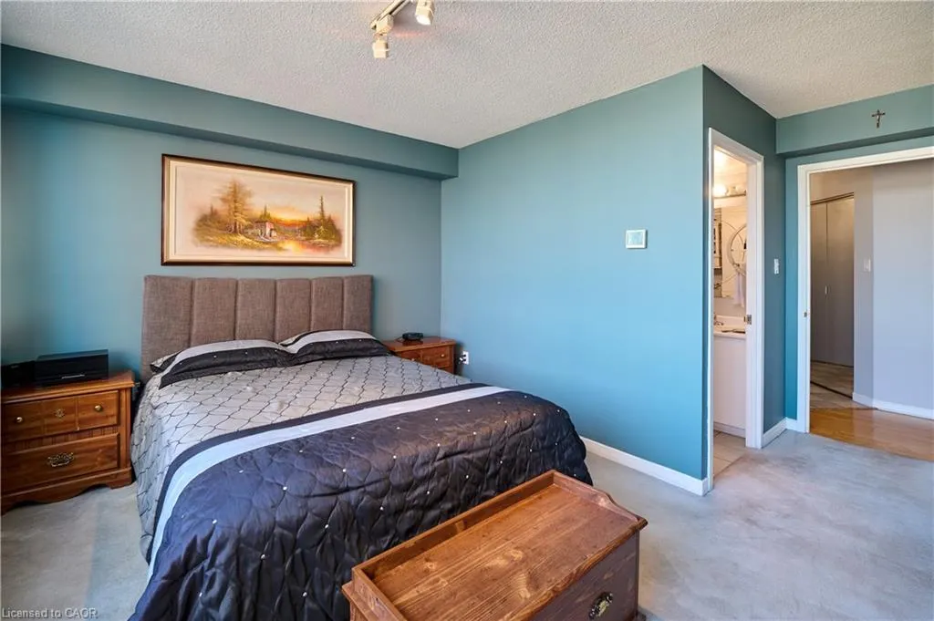 3227 King Street, #909