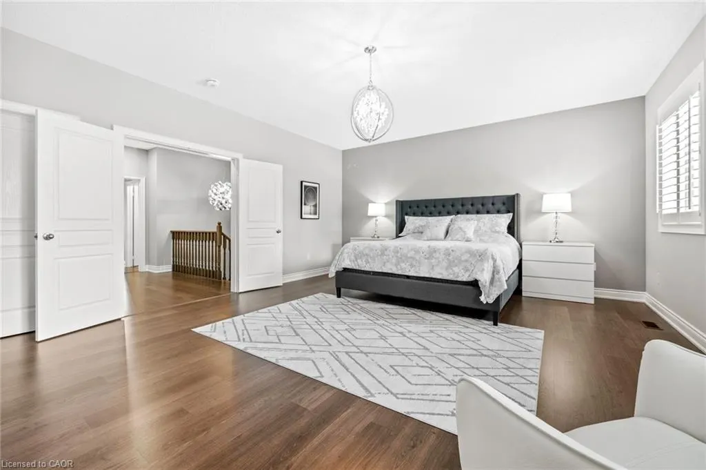 107 Avanti Crescent
