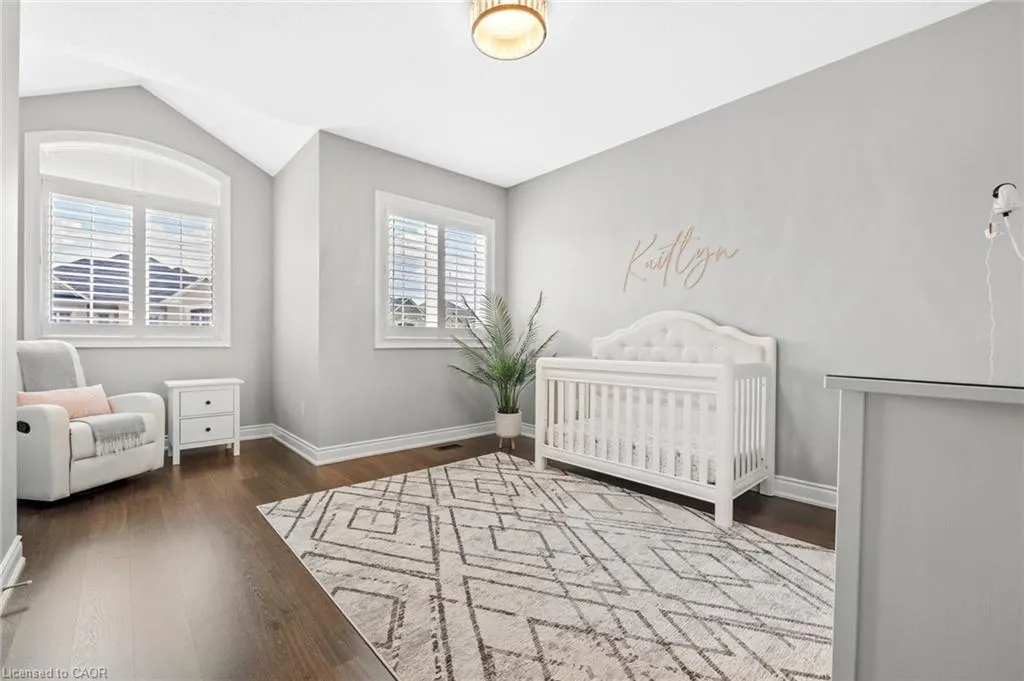 107 Avanti Crescent