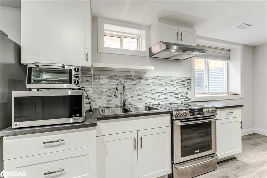 17 Wagner Crescent, #Lower