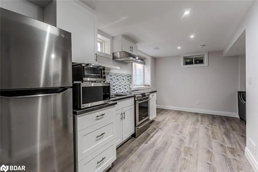17 Wagner Crescent, #Lower
