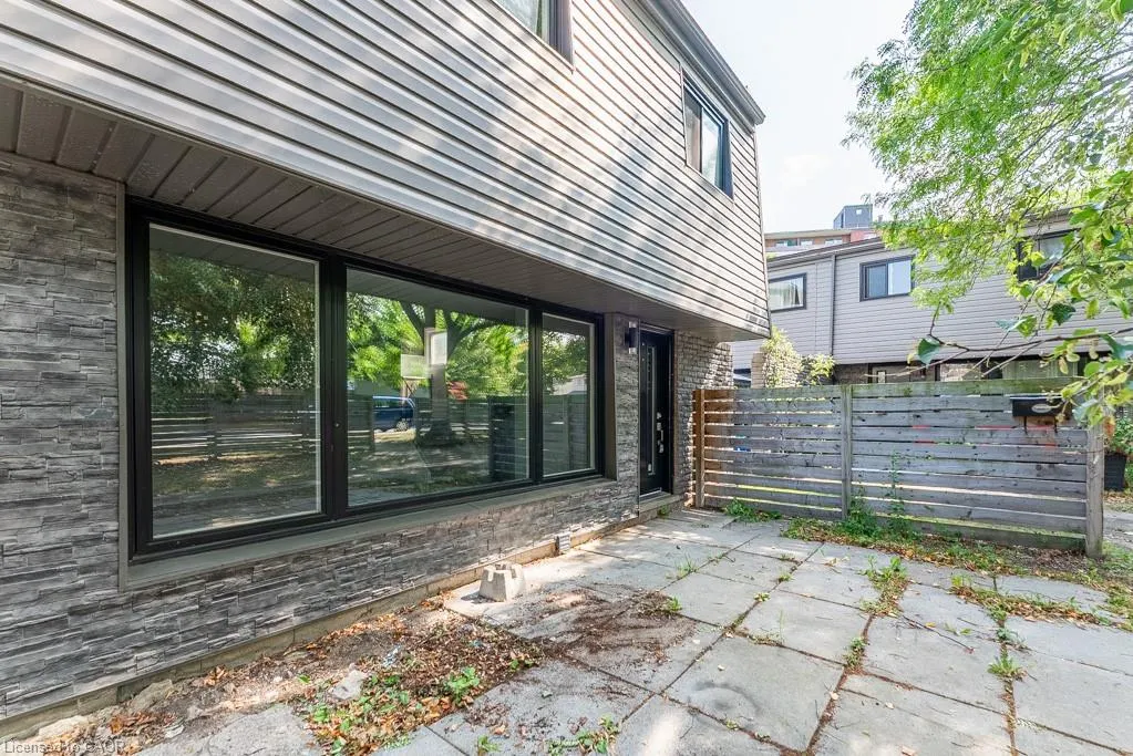 250 Montmorency Drive, #207
