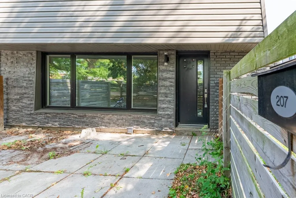 250 Montmorency Drive, #207