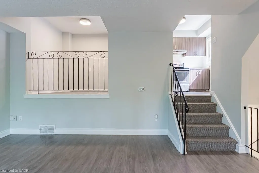 250 Montmorency Drive, #207