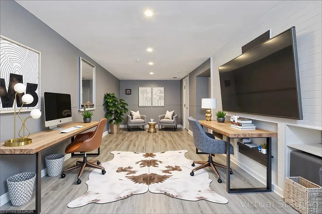 122 Mooregate Crescent