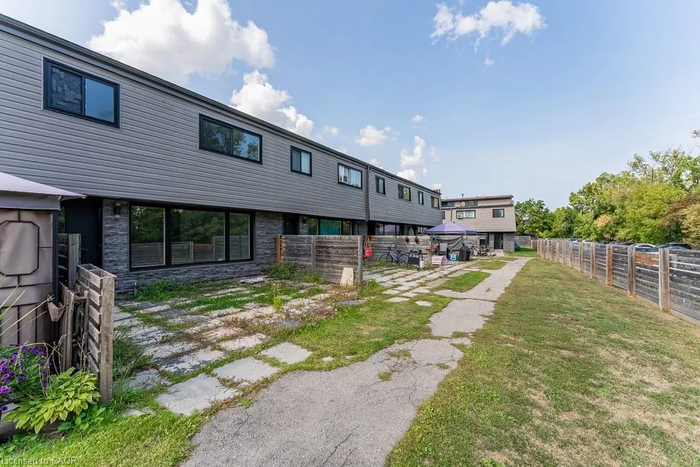 250 Montmorency Drive, #211