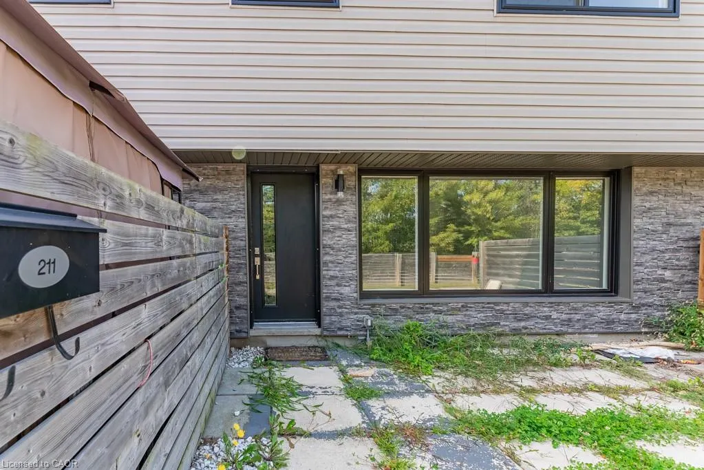 250 Montmorency Drive, #211