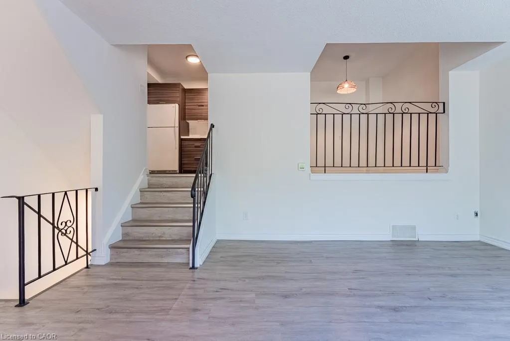 250 Montmorency Drive, #211