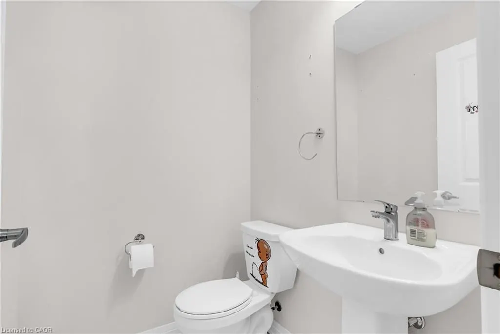 585 Colborne Street E, #106
