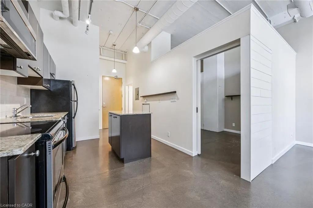 410 King Street W, #116