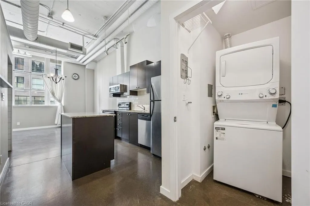410 King Street W, #116