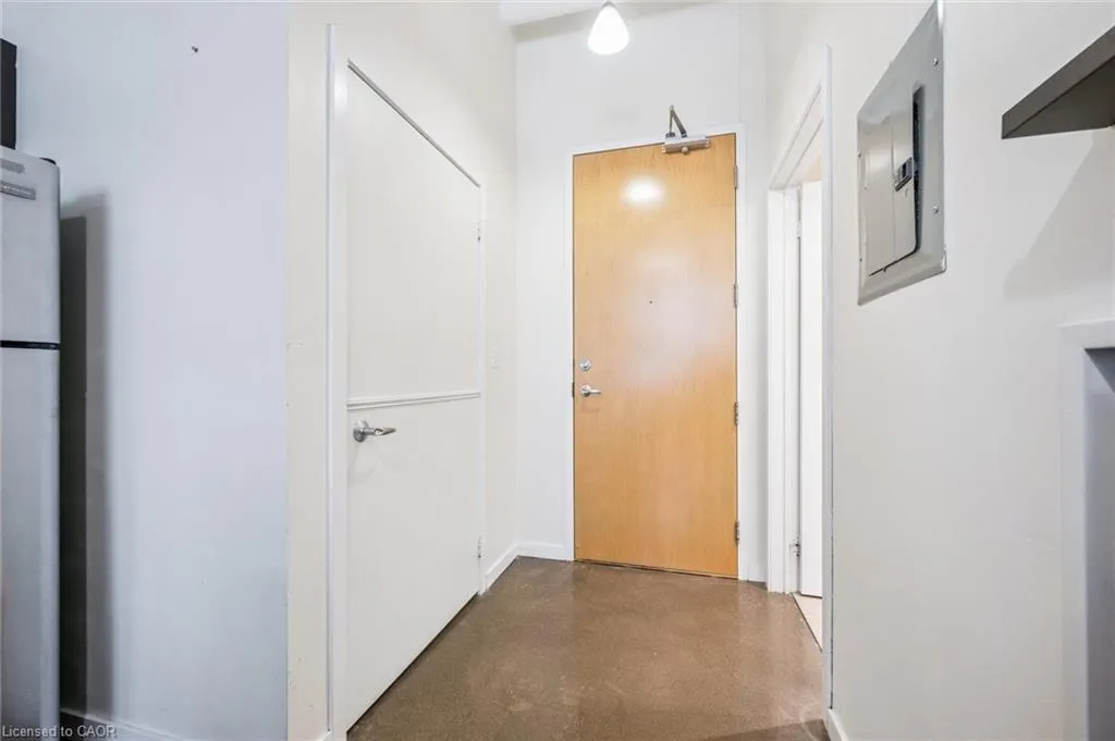 410 King Street W, #116