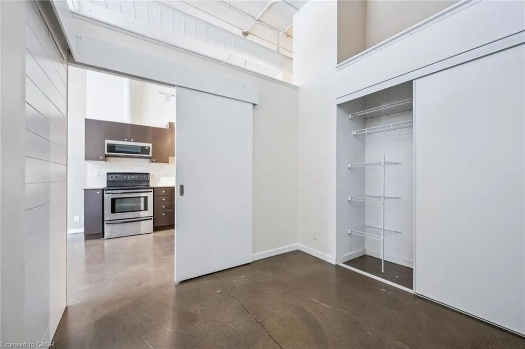 410 King Street W, #116