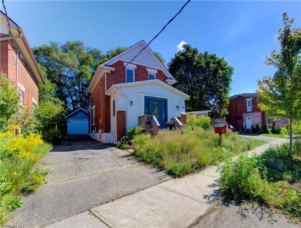 88 Dekay Street