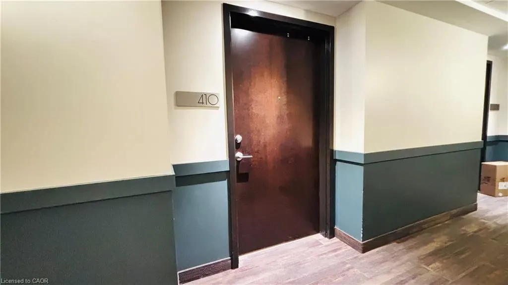 778 Laurelwood Drive, #410