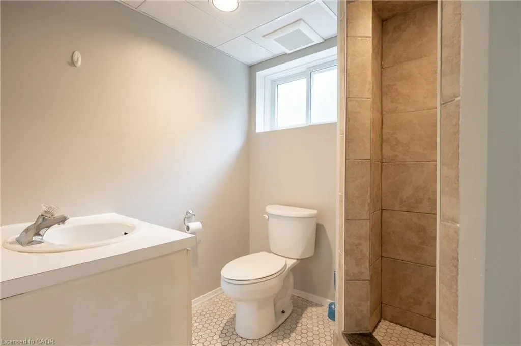 8 Beaucourt Place