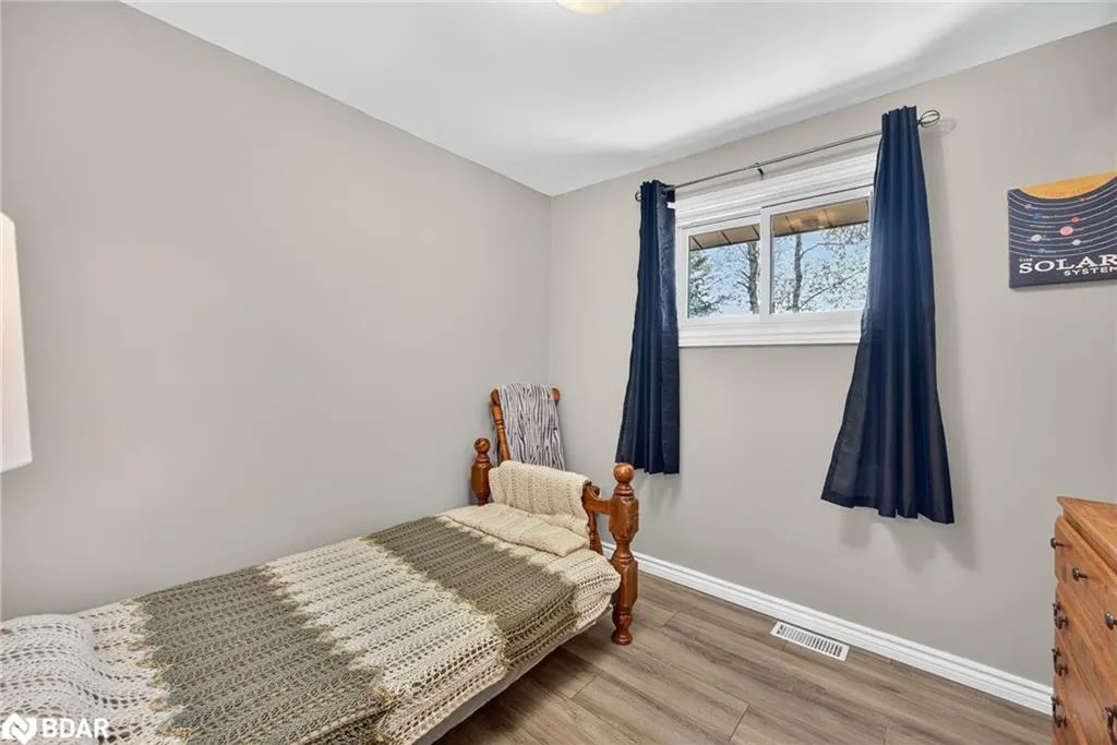 389 Falcon Road