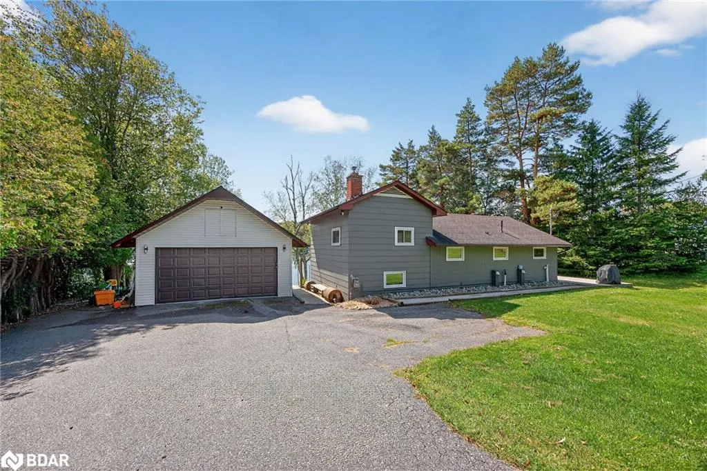 389 Falcon Road
