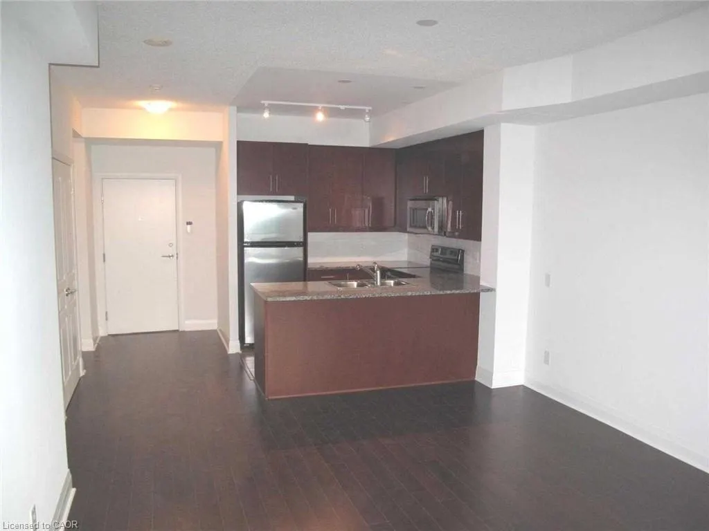 1 Hurontario Street, #1606