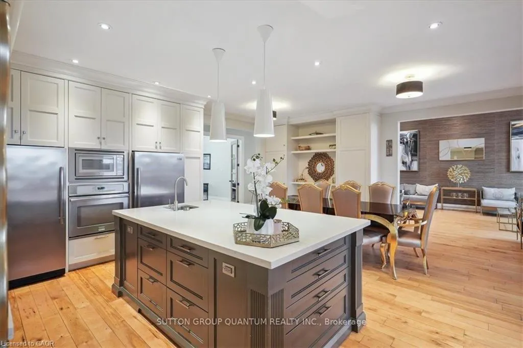 71 Maltby Road E