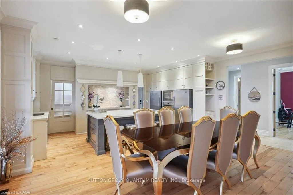 71 Maltby Road E