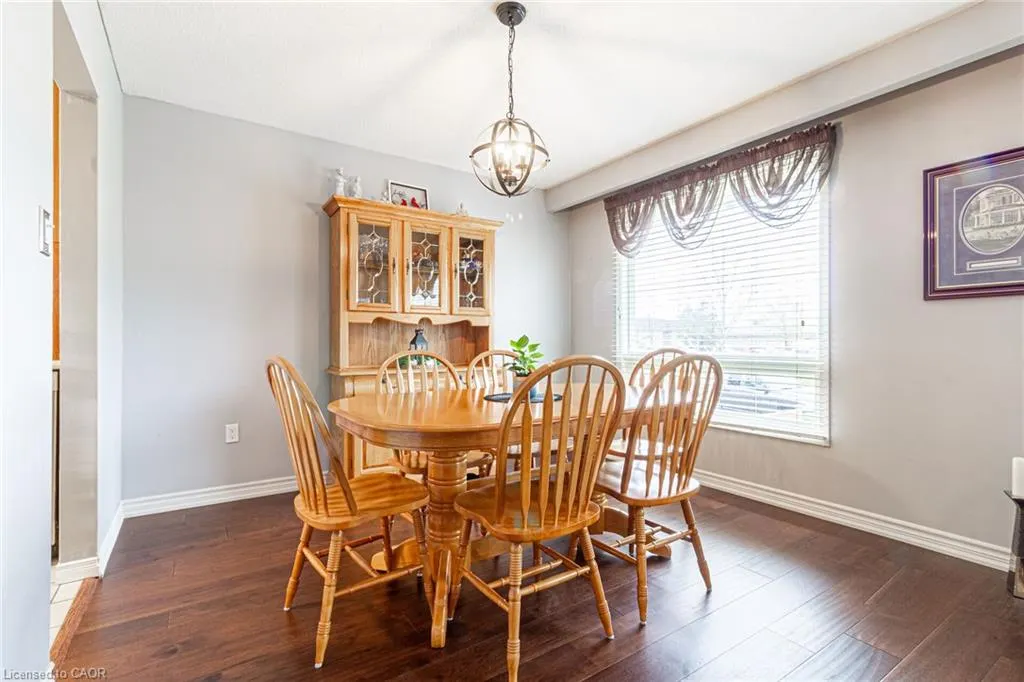 700 Woodview Road