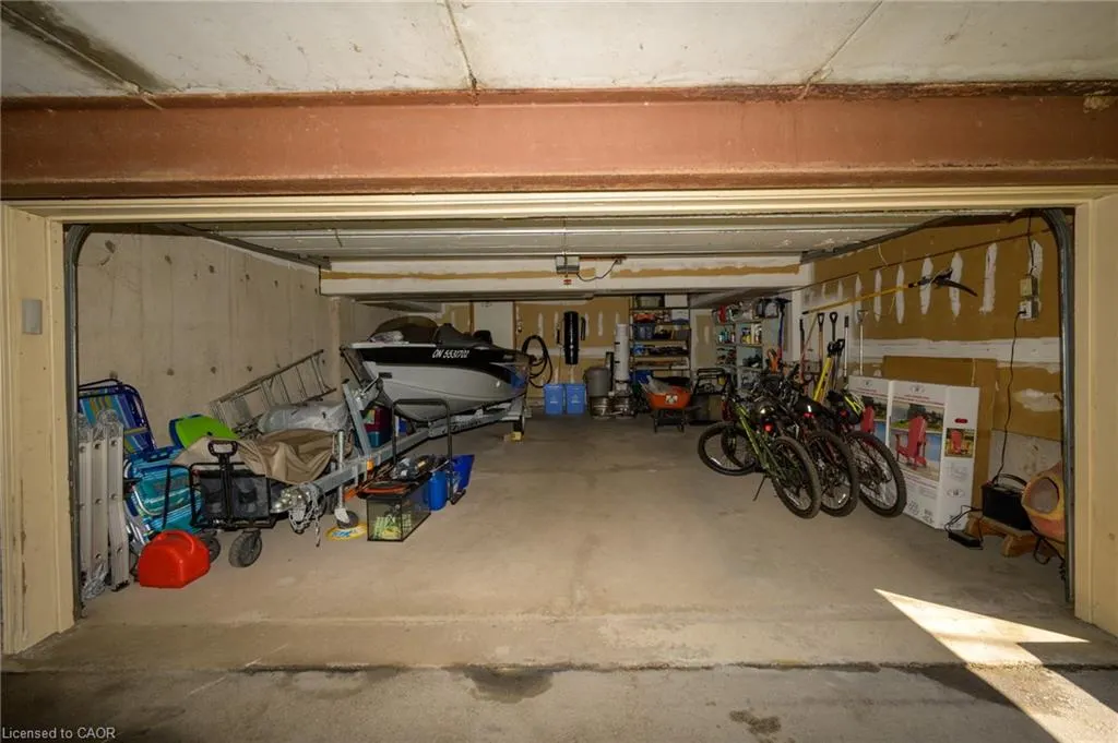 22 Waterford Crescent