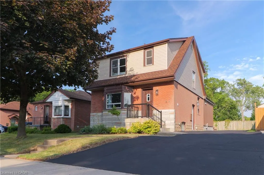 39 Cloverhill Road