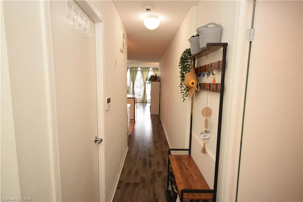 1600 Keele Street, #8