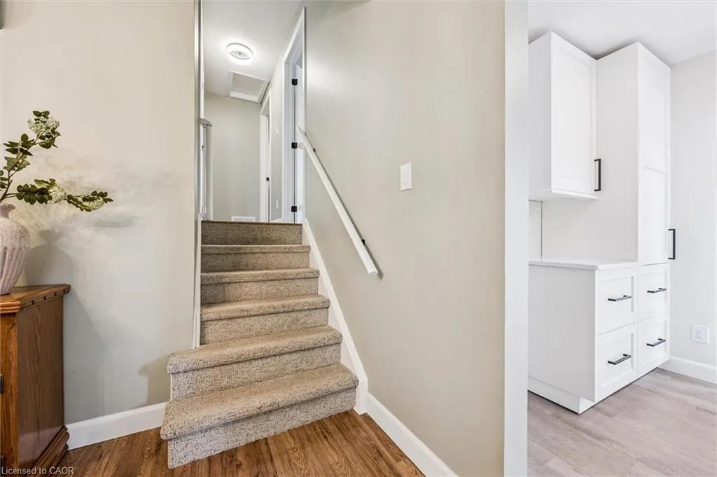 427B Dayna Crescent