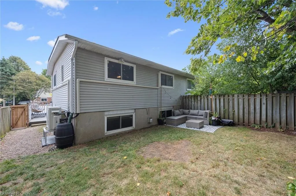 427B Dayna Crescent