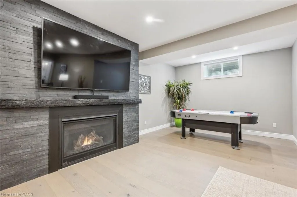 51 Ariss Glen Drive