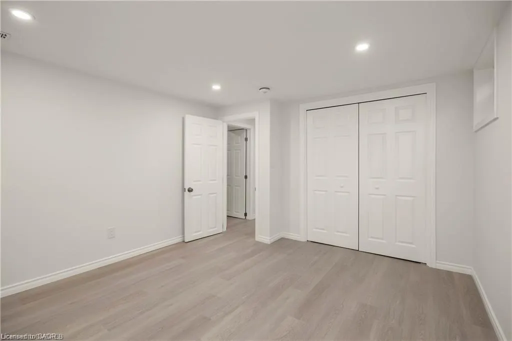 60 Champlain Avenue, #Main Floor
