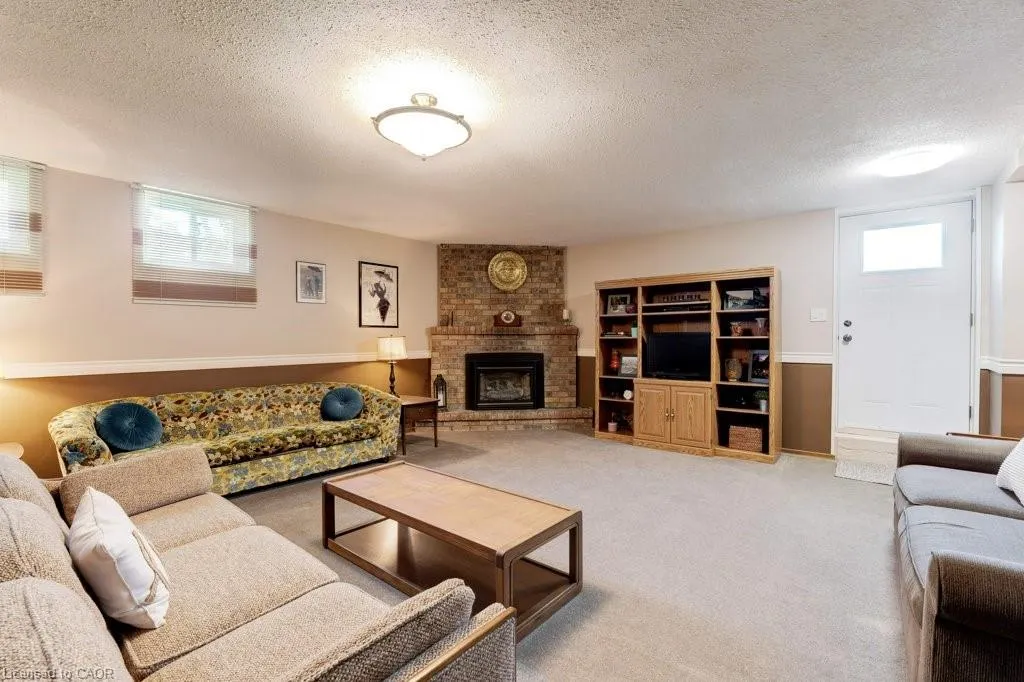 302 Highridge Avenue