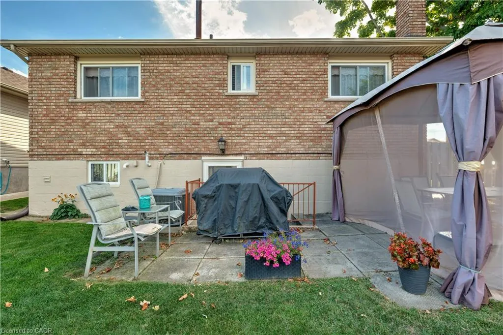 302 Highridge Avenue