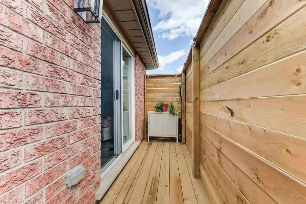 122 Kovac Road, #Upper