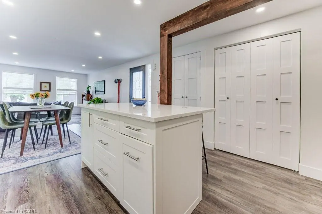 122 Kovac Road, #Upper