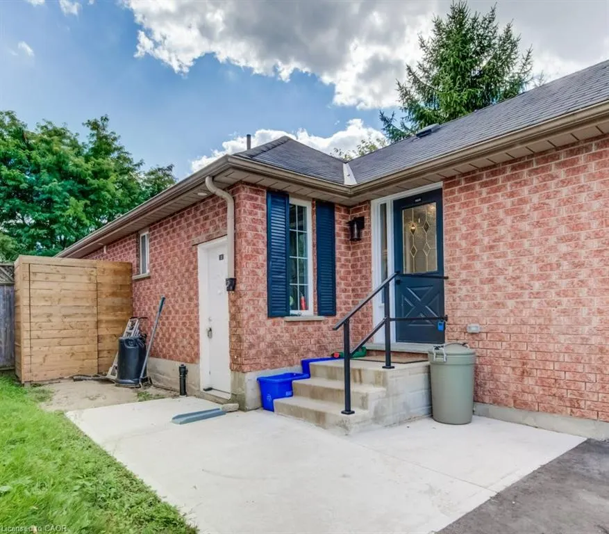 122 Kovac Road, #Upper