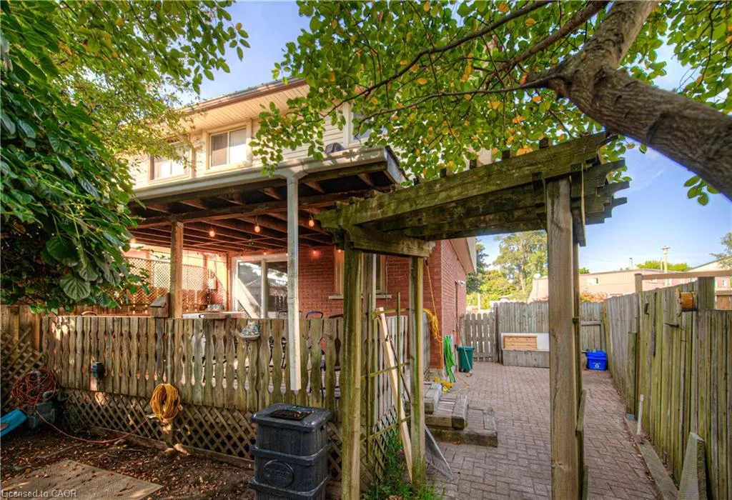 808 Walter Street, #B