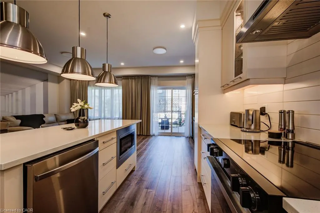 350 Oloane Avenue Abbey, #43