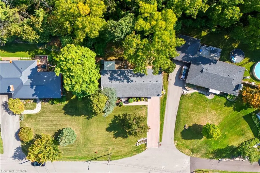 894 Bishop Place