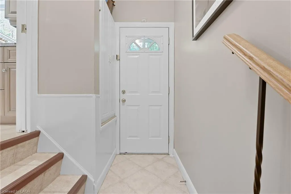 894 Bishop Place
