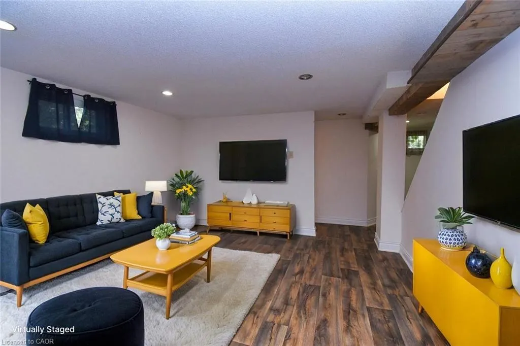 1164 Golf Club Road