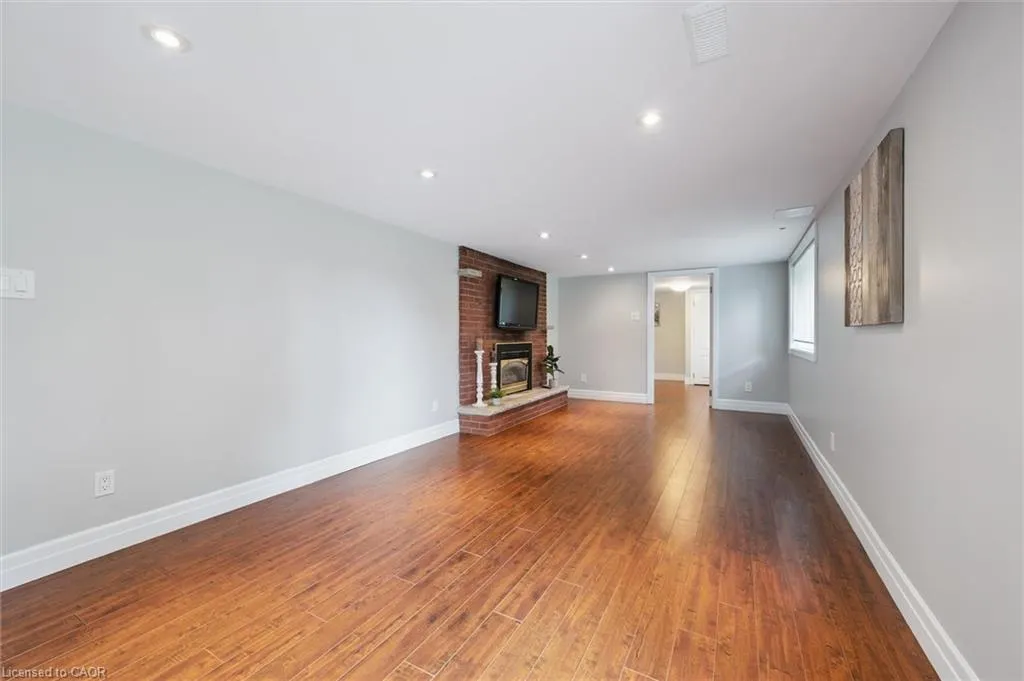 272 Hartwood Place