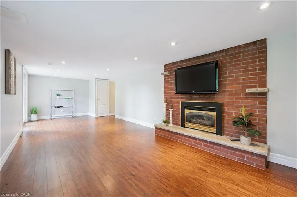 272 Hartwood Place