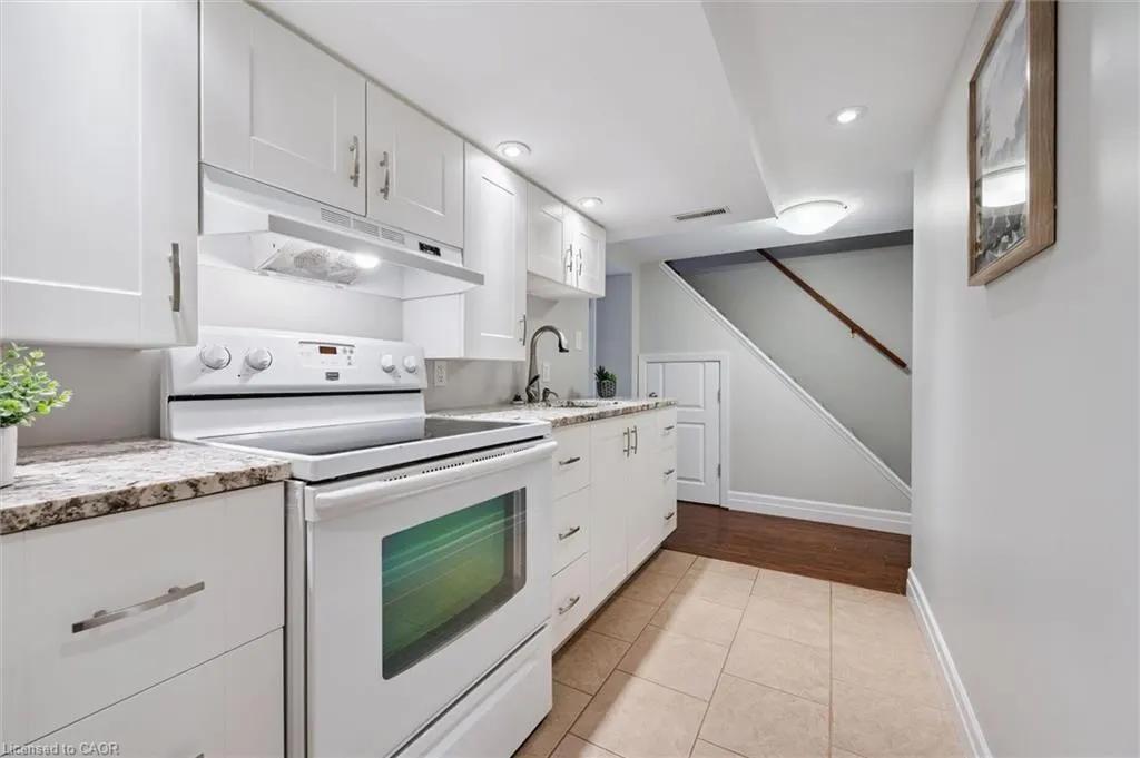 272 Hartwood Place