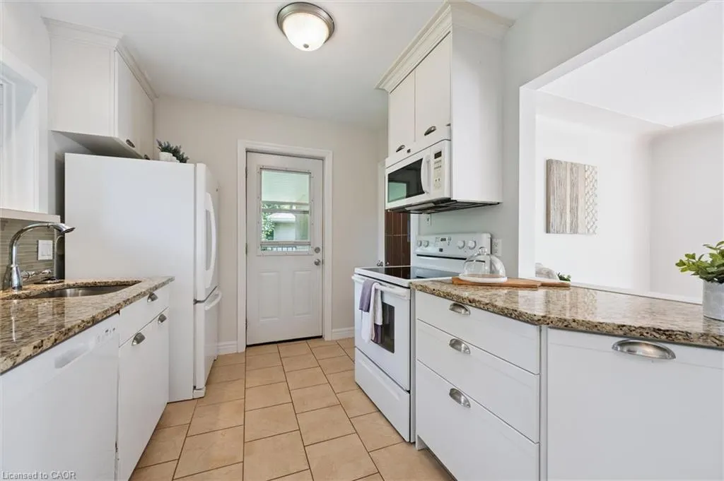 272 Hartwood Place